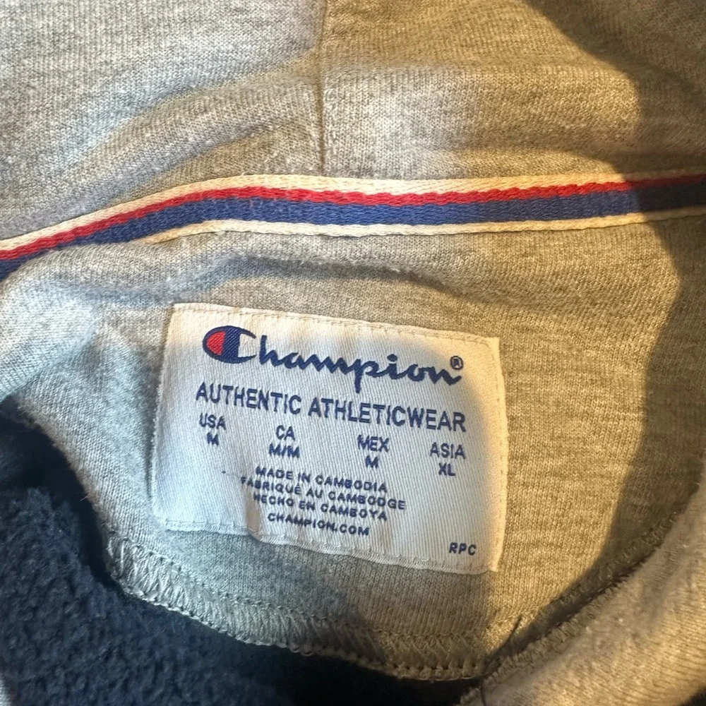 Navy Blue Champion Hoodie! - Picture 3 of 3